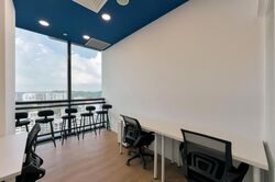 Woods Square (D25), Office #612426841